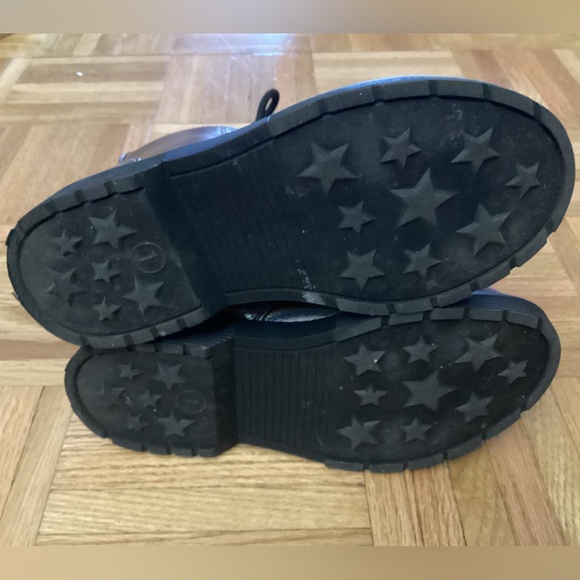 Girls Size 1 - Combat Boots - Side Zip-Up & Lace Up - Metallic - Picture 5 of 8